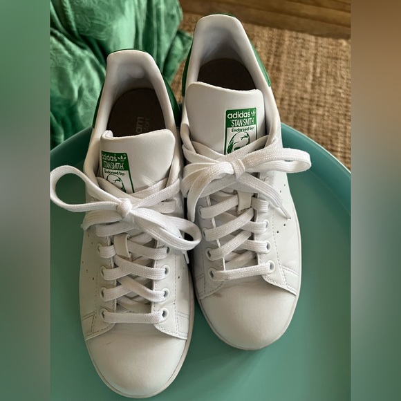 Adidas Stan Smths size 6.5 - Picture 4 of 4
